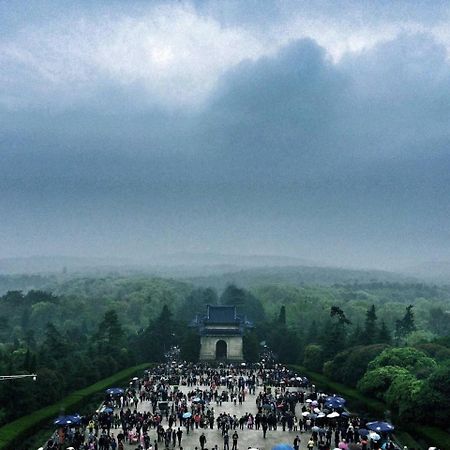 Atour Hotel Nanjing Sun Yat-Sen Mausoleum Scenic Area Alfalfa Garden Subway Station Esterno foto